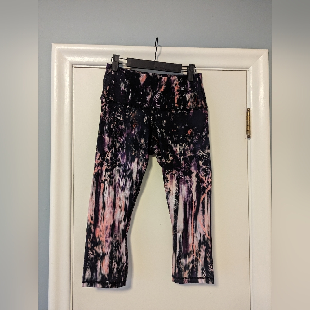 Karma Yama Crop Print Small